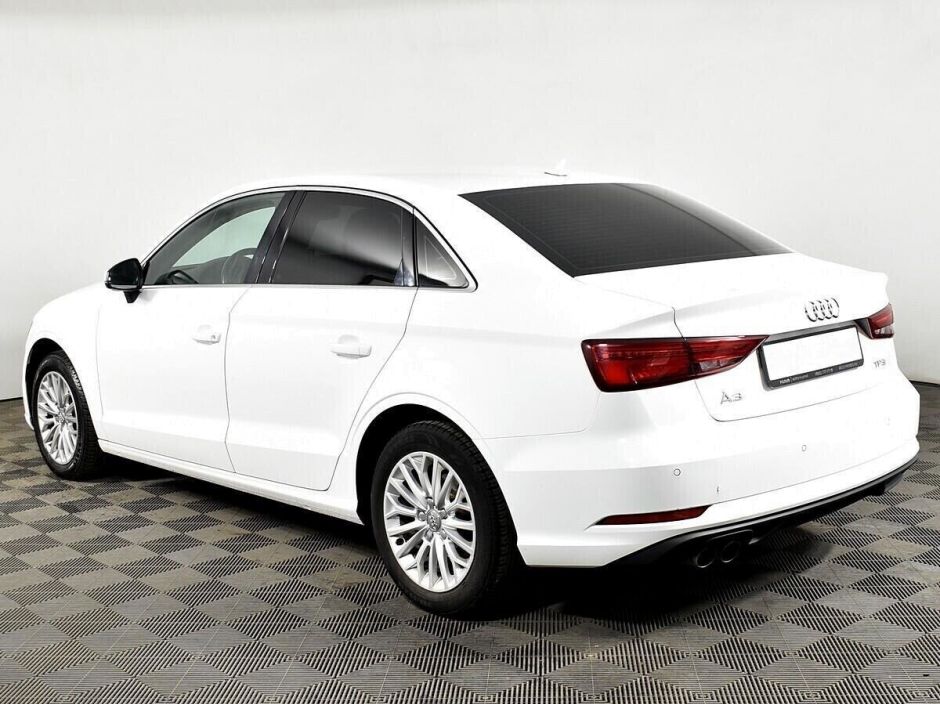 Audi A3 1.5 РКПП, 2017, 73 000 км фото 3