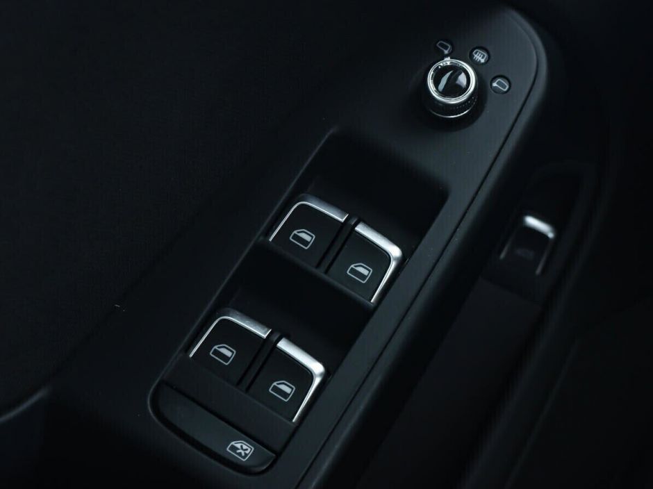 Audi A4 1.8 CVT, 2011, 146 000 км фото 7