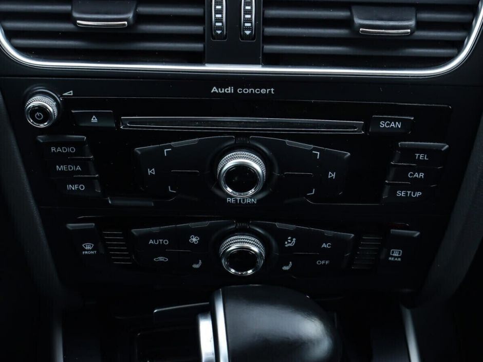 Audi A4 1.8 CVT, 2011, 146 000 км фото 11