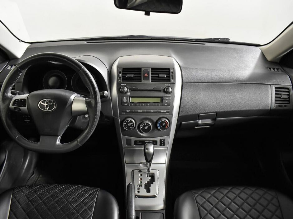 Toyota Corolla 1.6 АКПП, 2012, 141 000 км фото 6