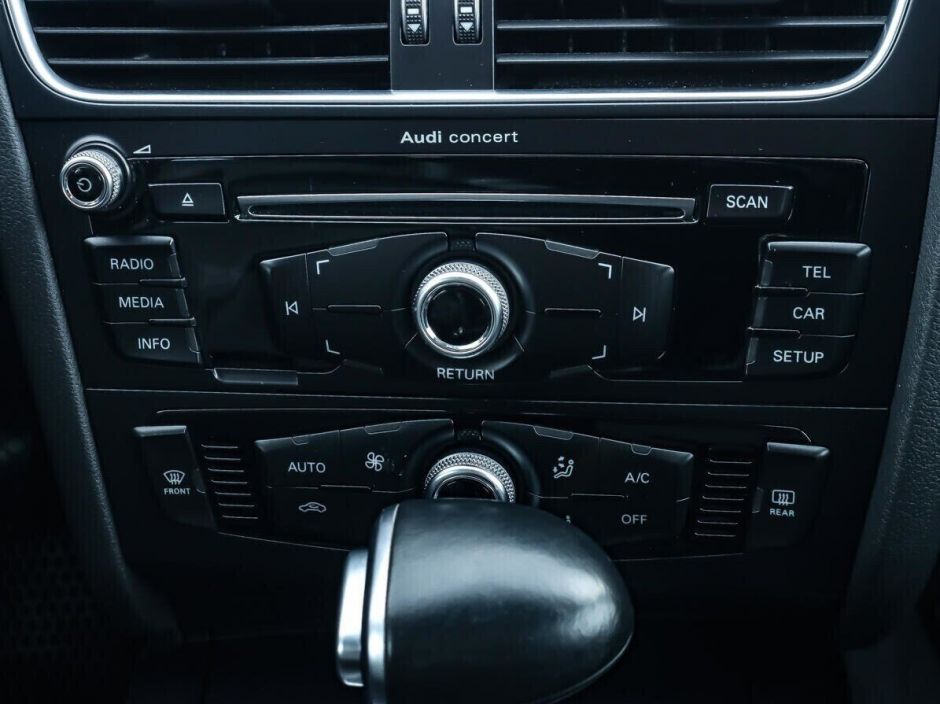 Audi A4 1.8 CVT, 2014, 115 000 км фото 11