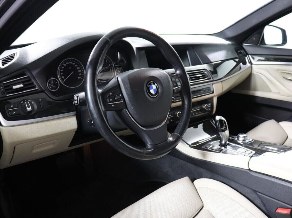 BMW 5 серии 3.0 АКПП, 2011, 152 000 км фото 9