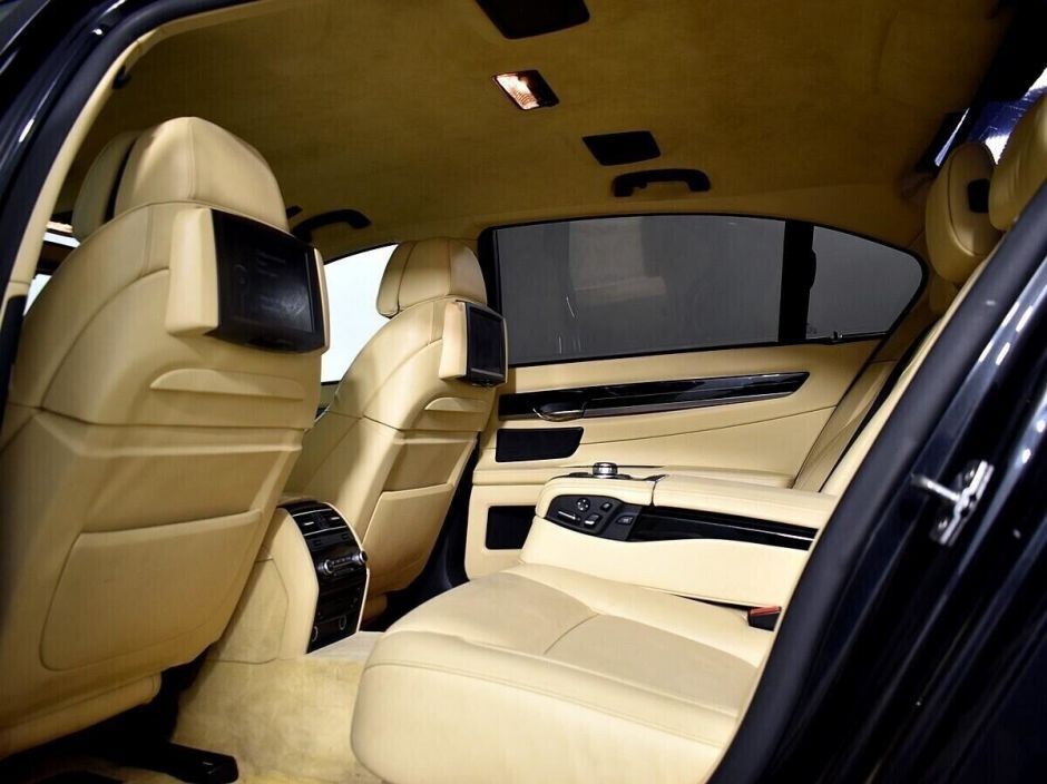 BMW 7 серии 4.4 АКПП, 2012, 138 000 км фото 13