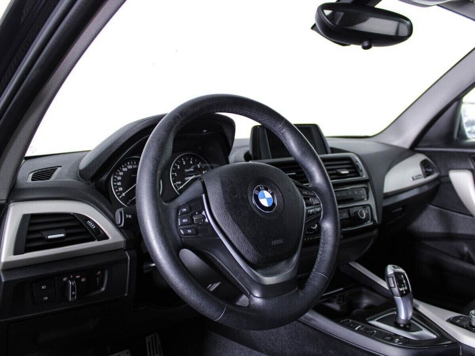 BMW 1 серии 1.5 АКПП, 2017, 71 000 км фото 8