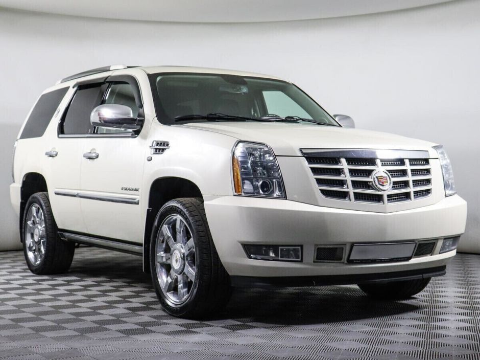 Cadillac Escalade 6.2 АКПП, 2010, 167 000 км фото 3