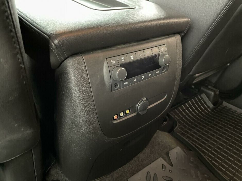 Chevrolet Tahoe 5.3 АКПП, 2012, 133 000 км фото 16