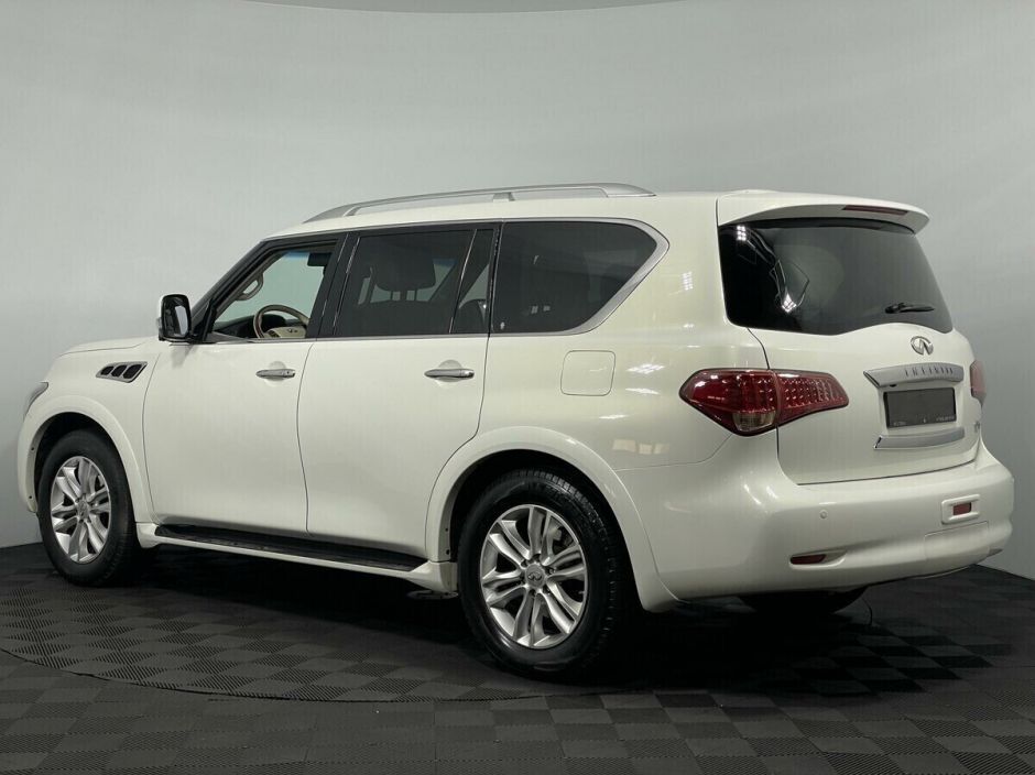 Infiniti QX56 5.6 АКПП, 2013, 130 000 км фото 2