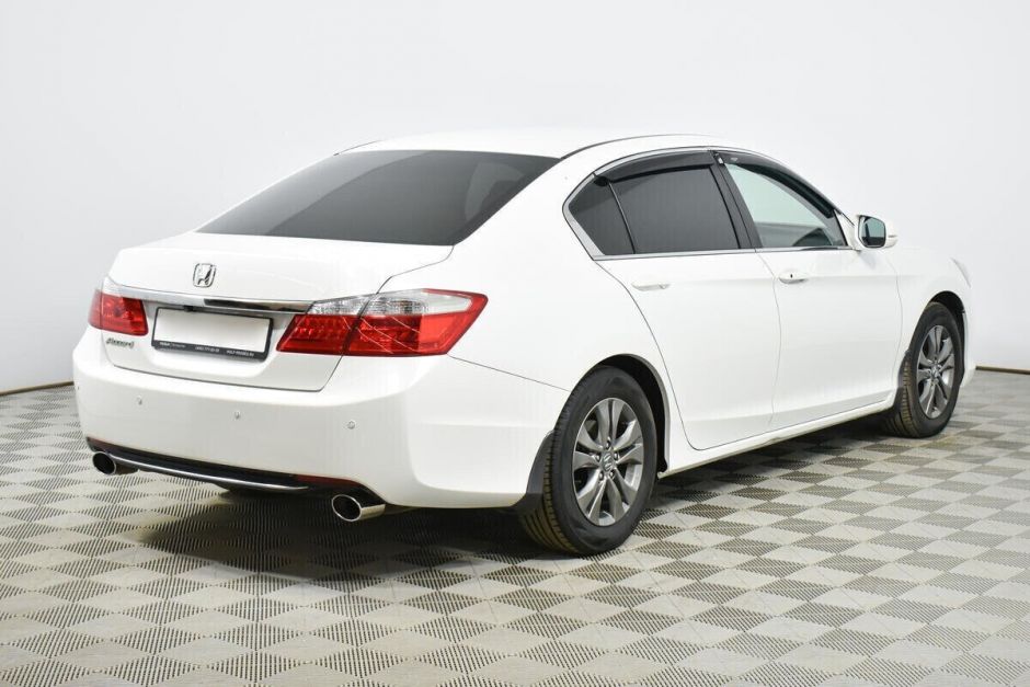 Honda Accord 2.4 АКПП, 2013, 132 000 км фото 2