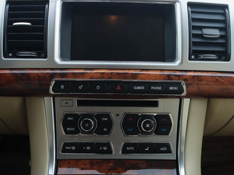 Jaguar XF 2.0 АКПП, 2014, 118 000 км фото 11