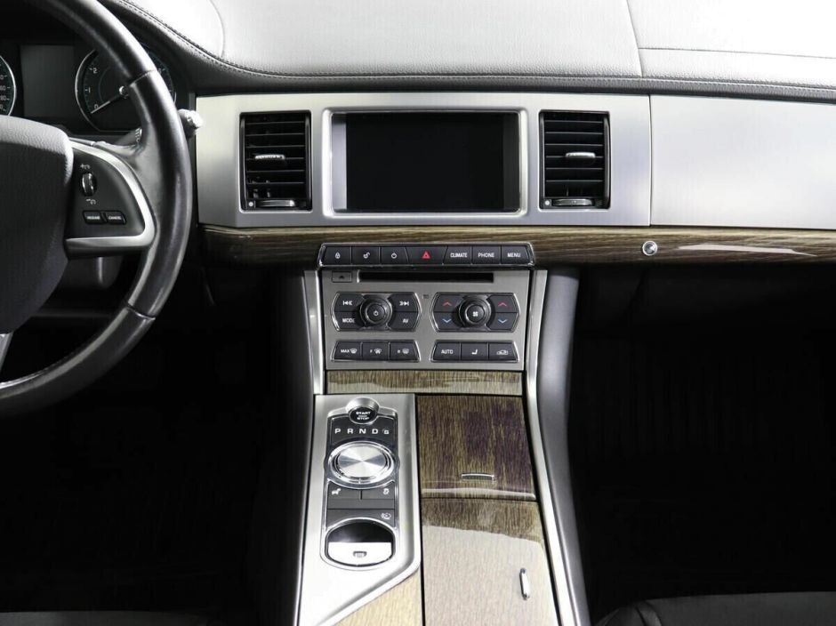 Jaguar XF 2.0 АКПП, 2015, 105 000 км фото 11