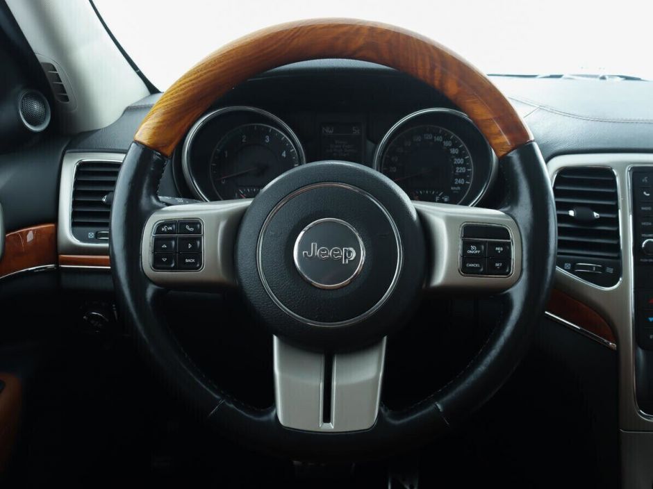 Jeep Grand Cherokee 3.0 АКПП, 2013, 130 000 км фото 8