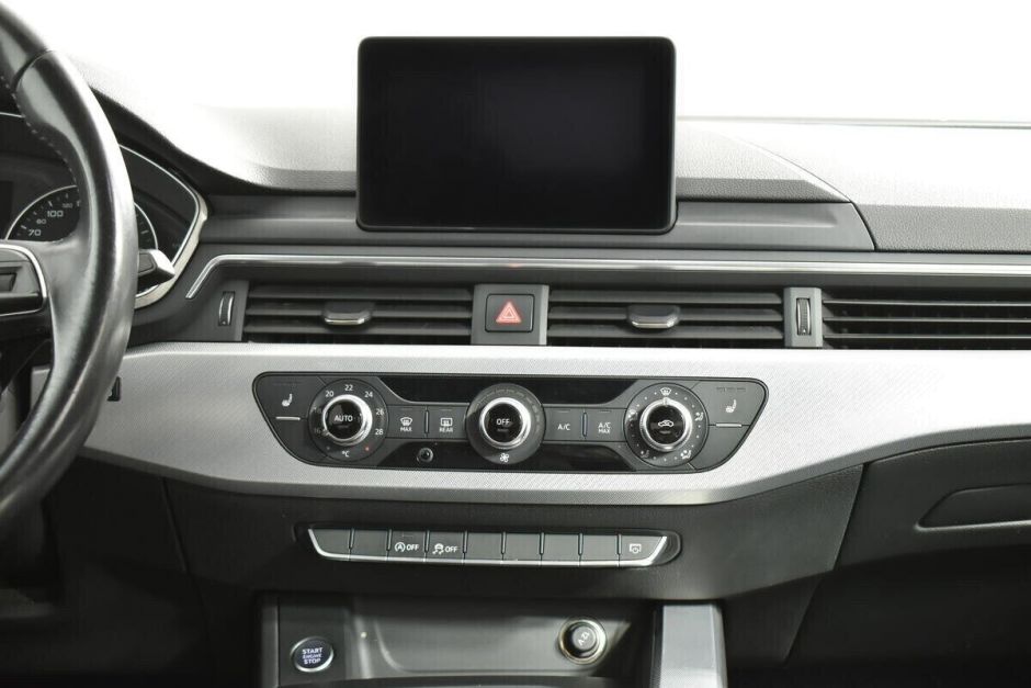 Audi A4 2.0 РКПП, 2016, 85 000 км фото 11