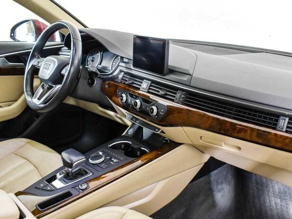 Audi A4 2.0 РКПП, 2016, 90 000 км фото 7