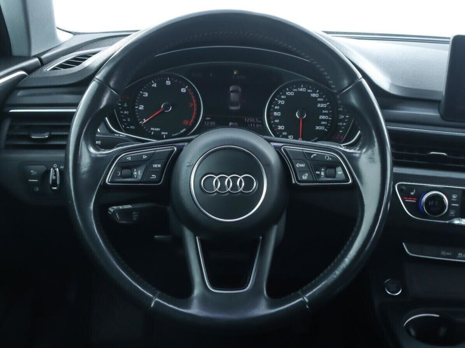 Audi A4 1.4 РКПП, 2015, 105 000 км фото 12
