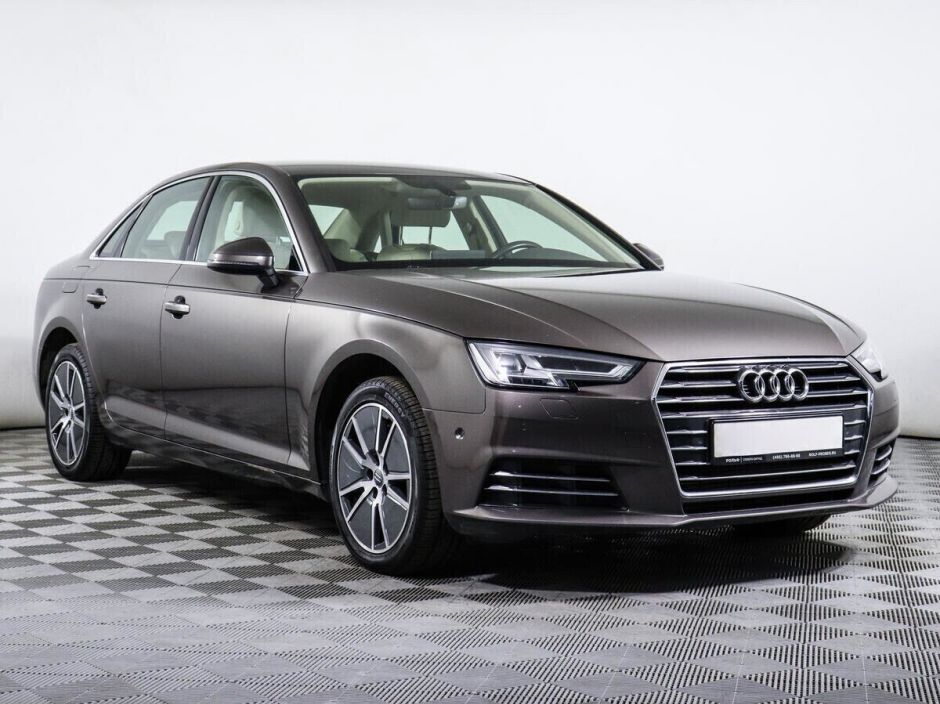 Audi A4 2.0 РКПП, 2018, 60 000 км фото 3