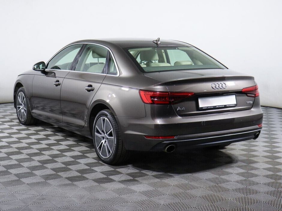 Audi A4 2.0 РКПП, 2018, 60 000 км фото 6