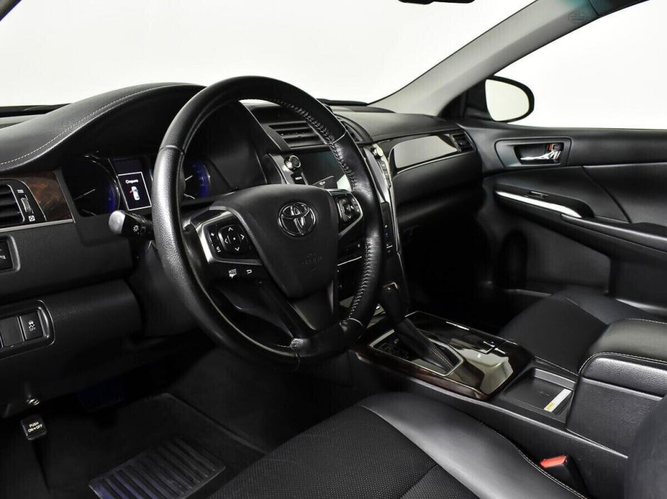 Toyota Camry 2.5 АКПП, 2017, 78 000 км фото 9