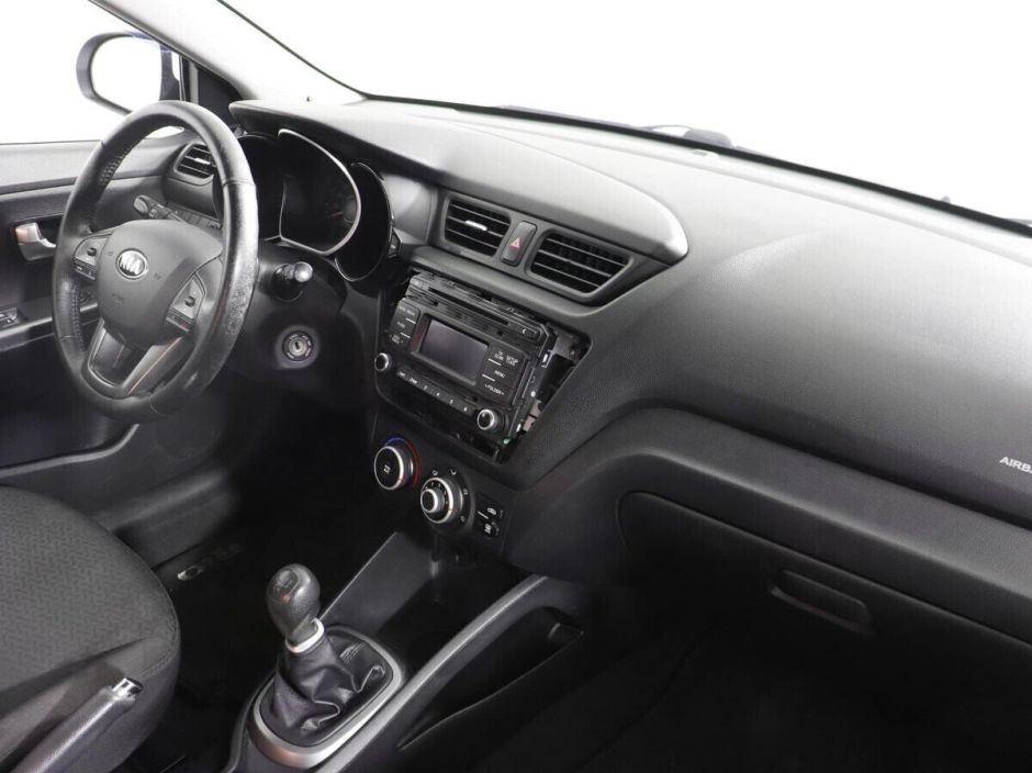 Kia Rio 1.6 МКПП, 2014, 111 000 км фото 8