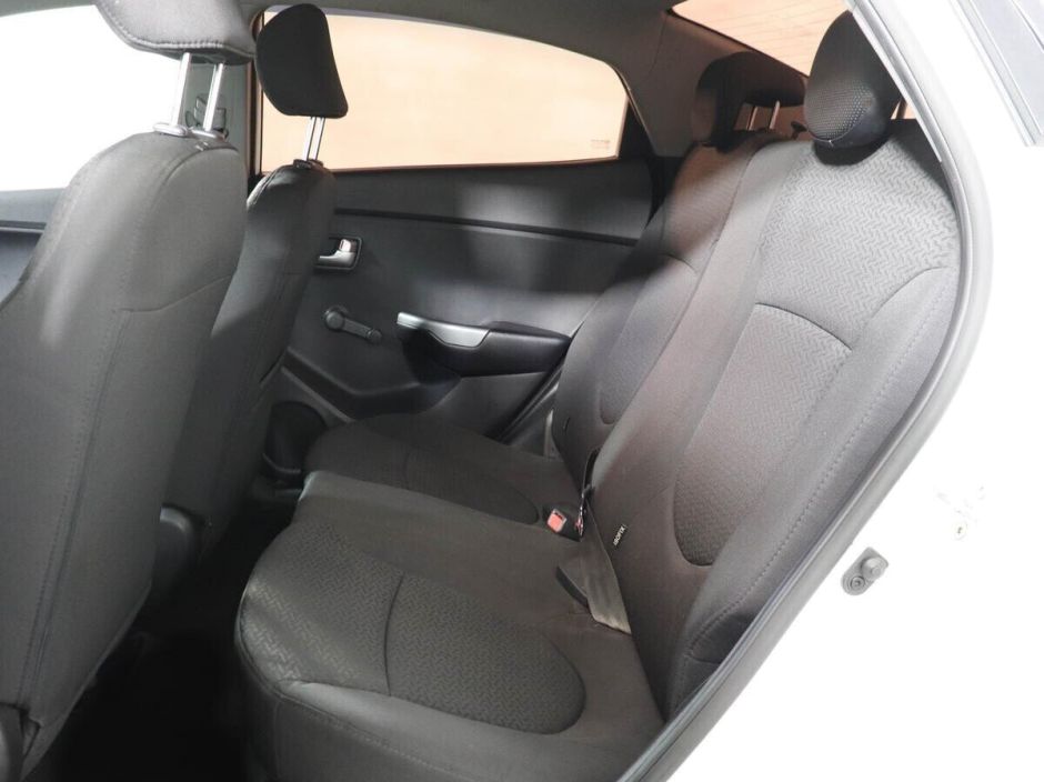 Kia Rio 1.6 МКПП, 2014, 111 000 км фото 9