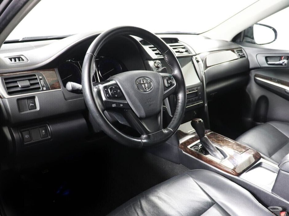 Toyota Camry 2.5 АКПП, 2018, 71 000 км фото 9
