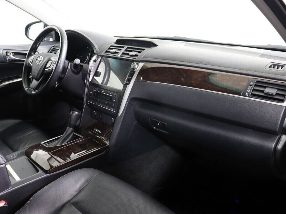 Toyota Camry 2.5 АКПП, 2018, 71 000 км фото 12