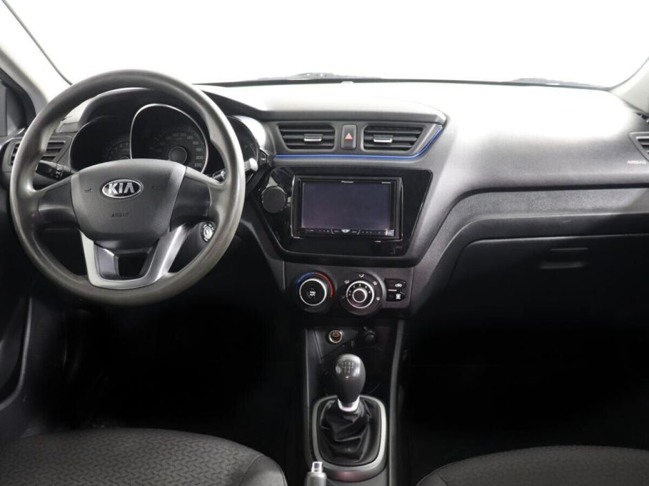Kia Rio 1.4 МКПП, 2014, 114 000 км фото 6