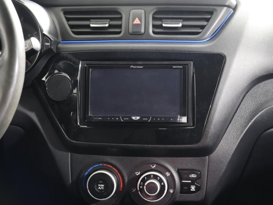 Kia Rio 1.4 МКПП, 2014, 114 000 км фото 7