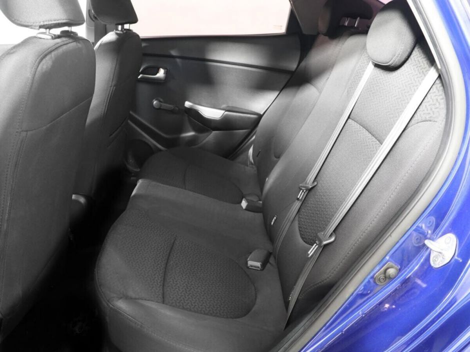 Kia Rio 1.4 МКПП, 2014, 114 000 км фото 9