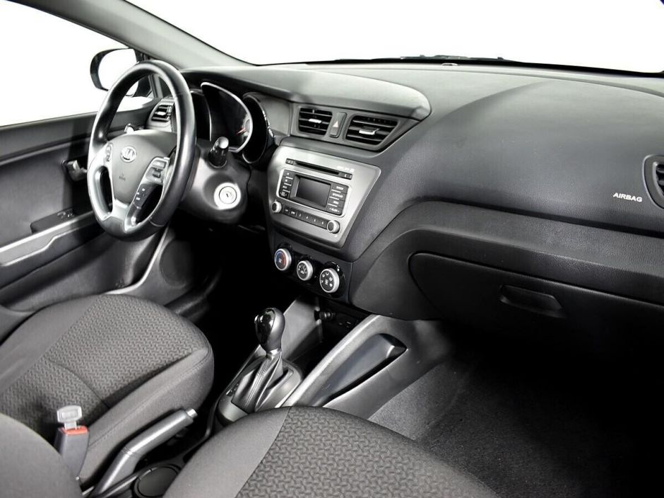 Kia Rio 1.6 АКПП, 2016, 86 000 км фото 5