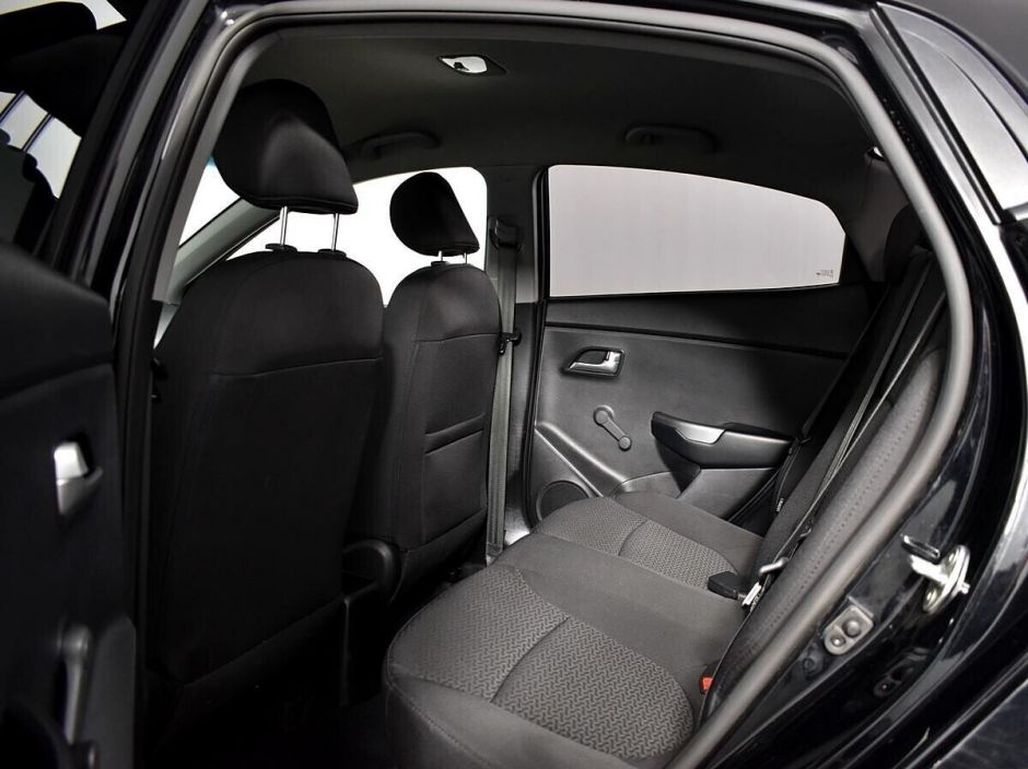 Kia Rio 1.6 АКПП, 2016, 86 000 км фото 6