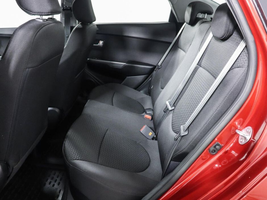 Kia Rio 1.6 АКПП, 2017, 81 000 км фото 10