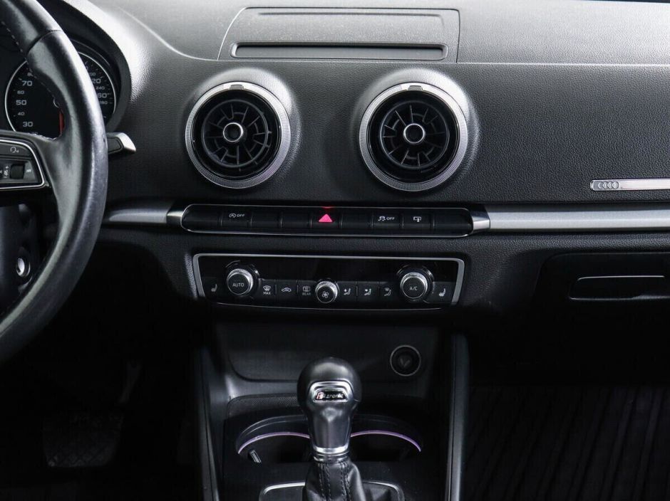 Audi A3 1.5 РКПП, 2020, 37 000 км фото 11