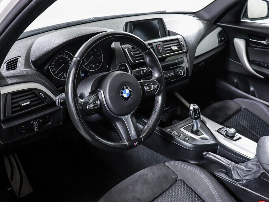 BMW 1 серии 1.6 АКПП, 2016, 97 000 км фото 8