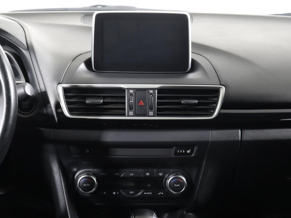 Mazda 3 1.5 АКПП, 2014, 110 000 км фото 8