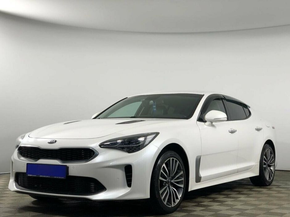 Kia Stinger 2.0 АКПП, 2018, 74 000 км фото 1