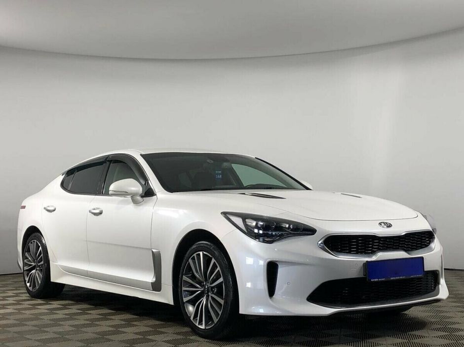 Kia Stinger 2.0 АКПП, 2018, 74 000 км фото 3