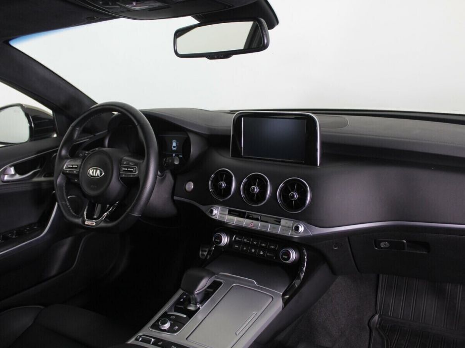 Kia Stinger 2.0 АКПП, 2018, 64 000 км фото 13