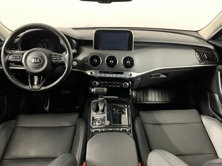 Kia Stinger 2.0 АКПП, 2018, 65 000 км фото 10