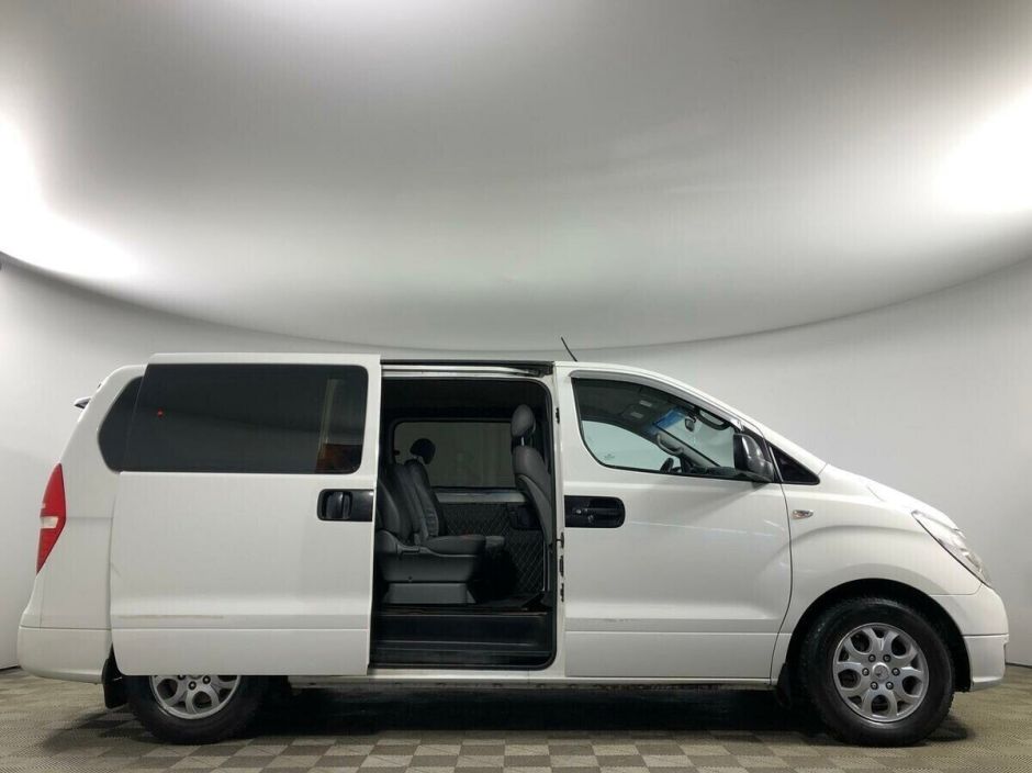 Hyundai Grand Starex 2.5 АКПП, 2014, 113 000 км фото 7