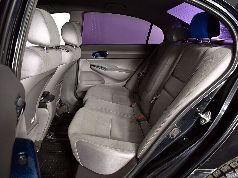 Honda Civic 1.8 МКПП, 2008, 179 000 км фото 13