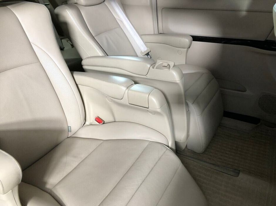 Toyota Alphard 3.5 АКПП, 2012, 144 000 км фото 17