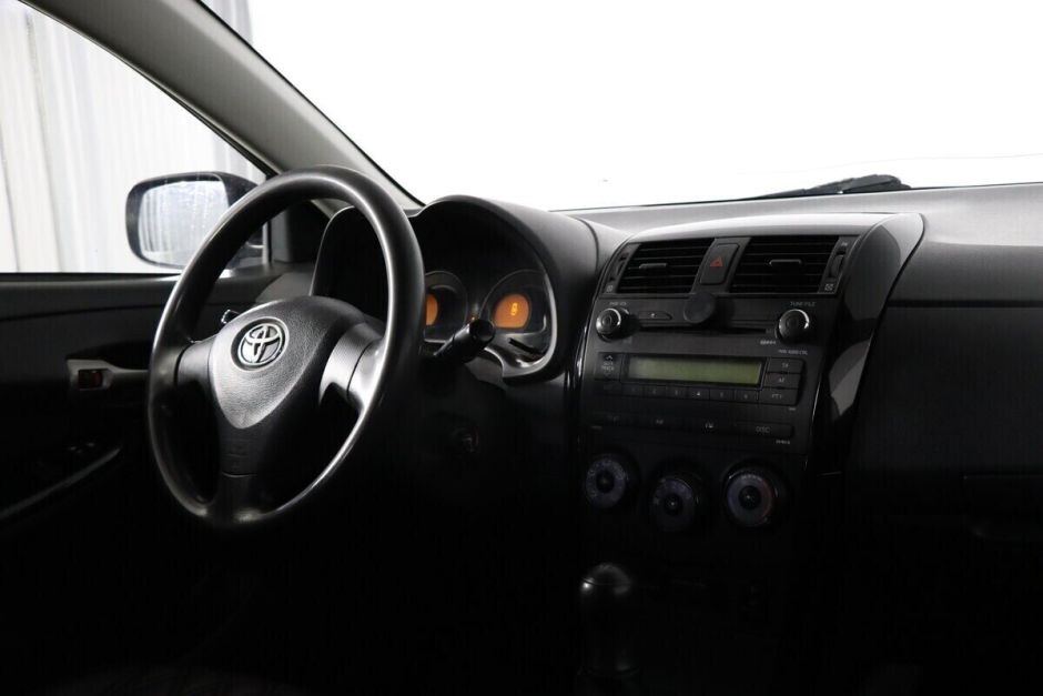 Toyota Corolla 1.6 МКПП, 2010, 155 000 км фото 6