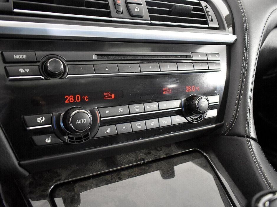 BMW 6 серии 4.4 АКПП, 2011, 143 000 км фото 13