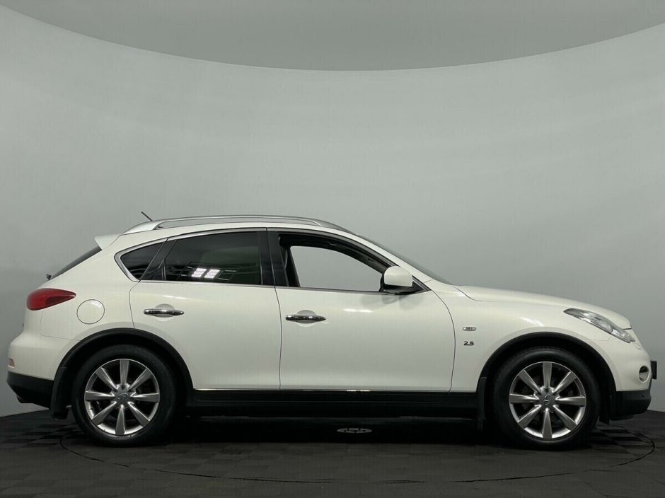 Infiniti QX50 2.5 АКПП, 2015, 102 000 км фото 8