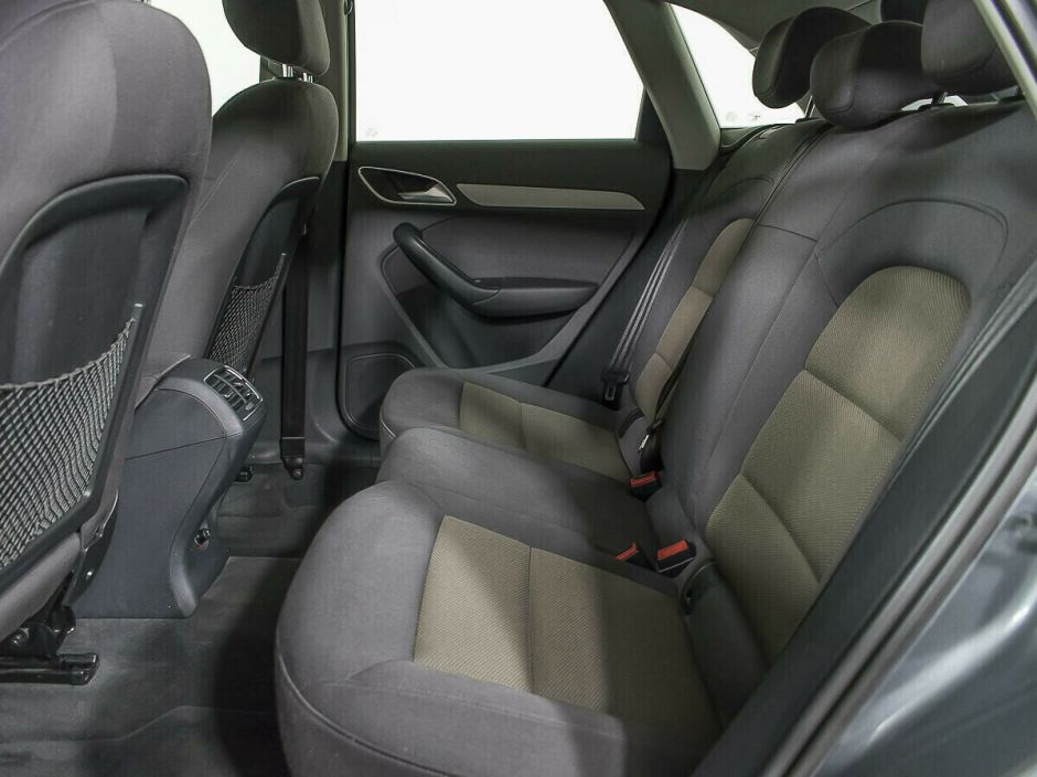 Audi Q3 2.0 РКПП, 2011, 148 000 км фото 6