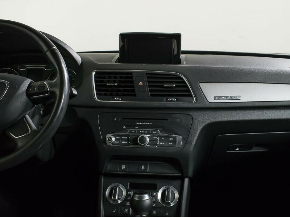 Audi Q3 2.0 РКПП, 2011, 148 000 км фото 8