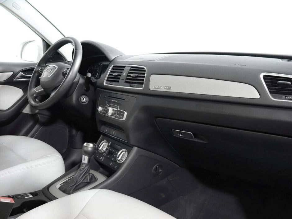 Audi Q3 2.0 РКПП, 2012, 136 000 км фото 5