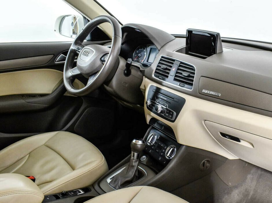 Audi Q3 2.0 РКПП, 2011, 145 000 км фото 6