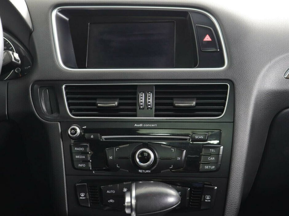 Audi Q5 2.0 РКПП, 2014, 109 000 км фото 10