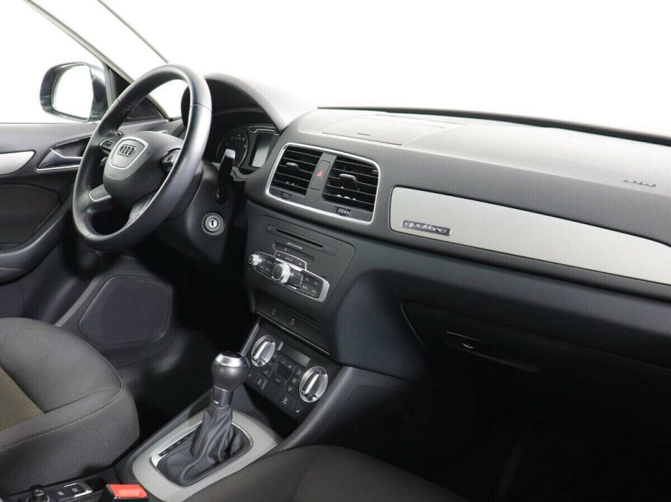 Audi Q3 2.0 РКПП, 2013, 125 000 км фото 6